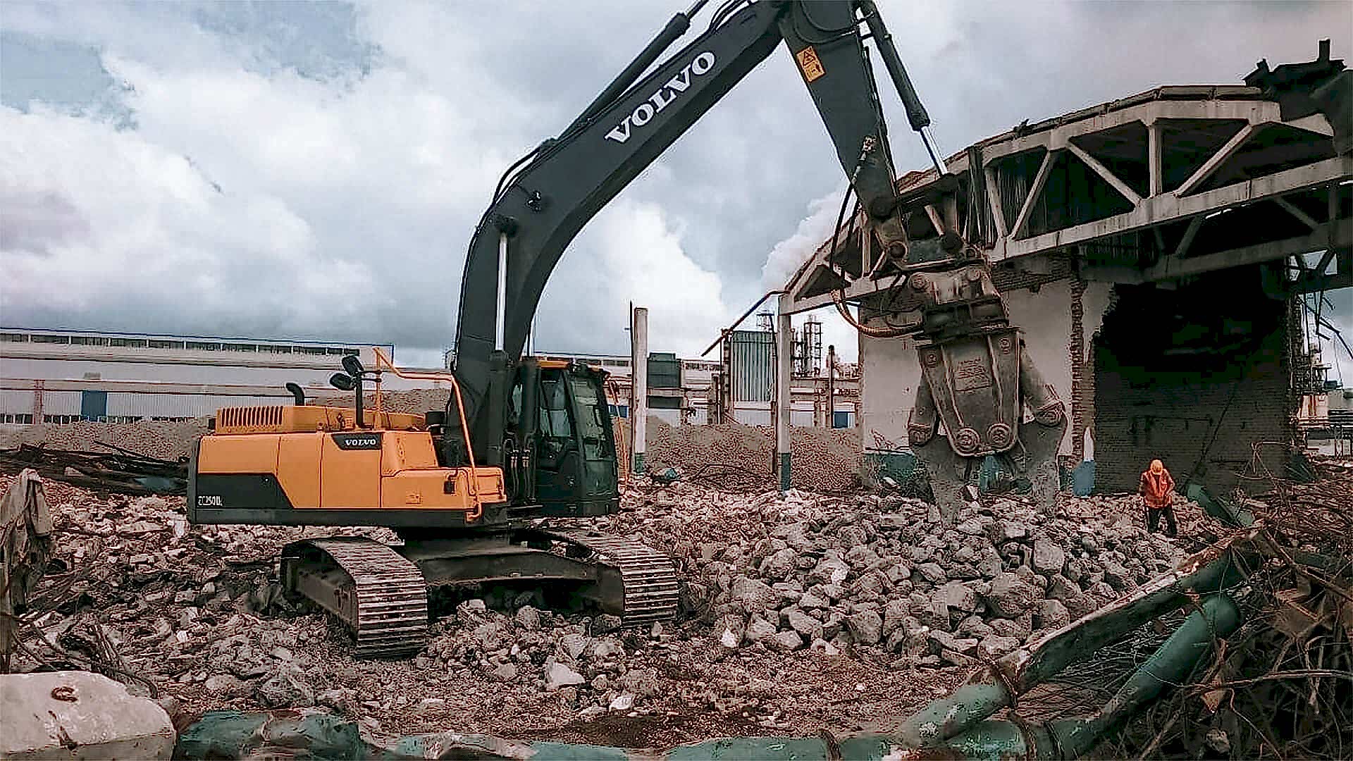 Демонтаж строительных конструкций